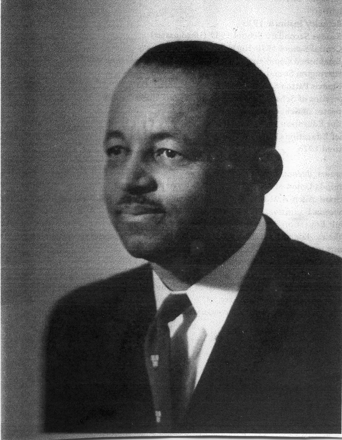 DR. Kenneth Robinson